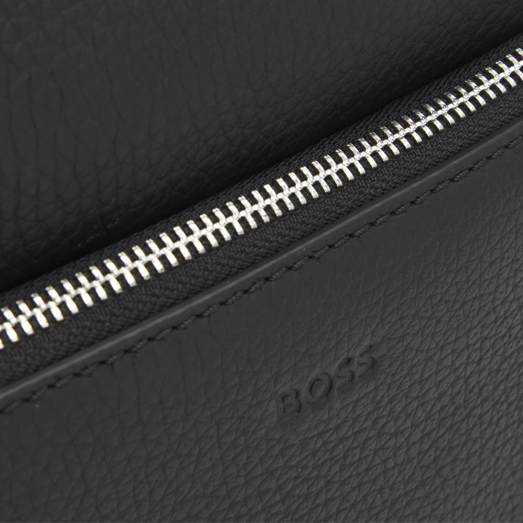 BOSS New Crosstown NS Reporter Bag in Natural-Grain Black Leather with Zip - Image 4