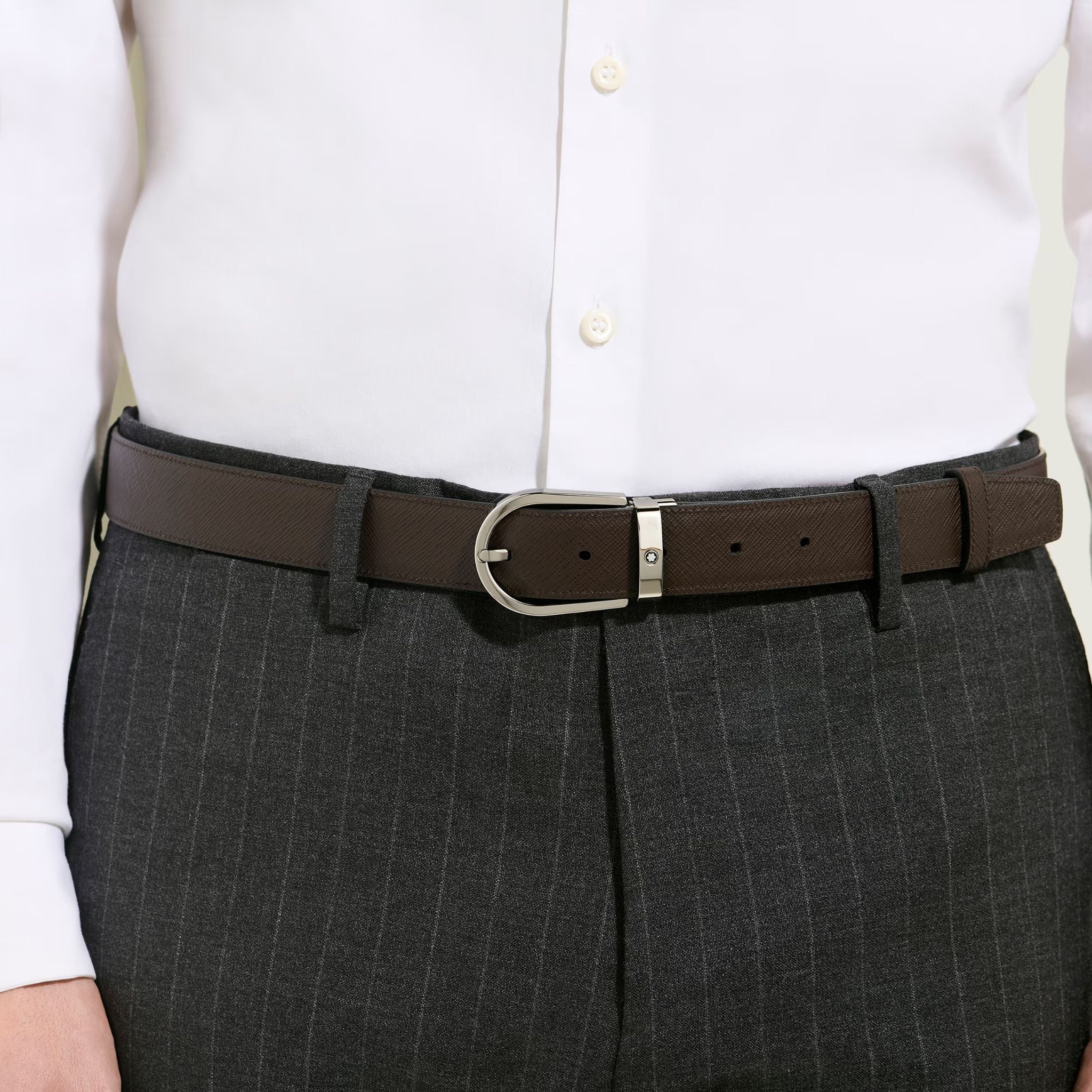 Montblanc 30 mm Horseshoe Pin Buckle Reversible Black and Ebony Sartorial Leather Belt - Image 5