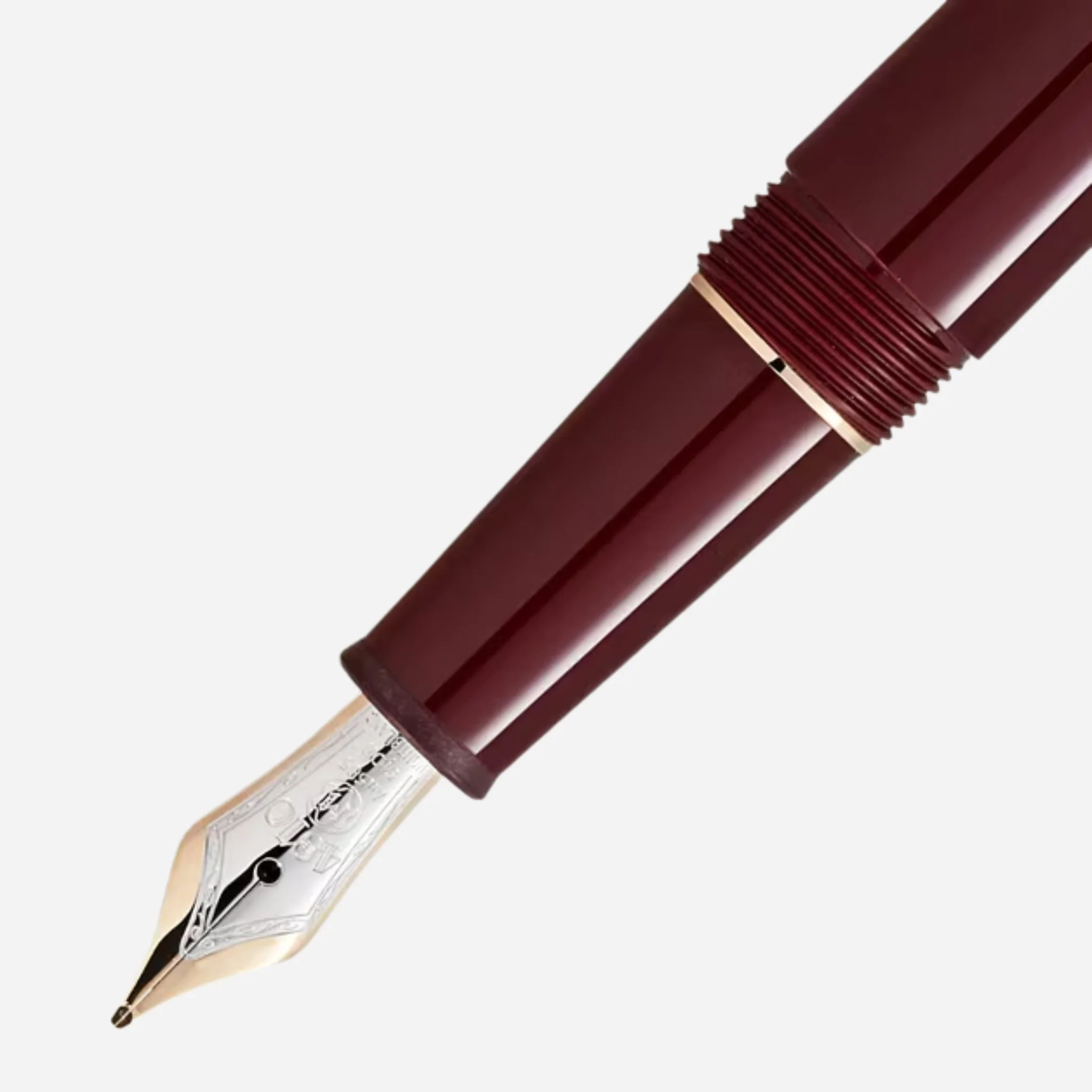 Montblanc Burgundy Red Meisterstück Classique Fountain Pen - Image 2
