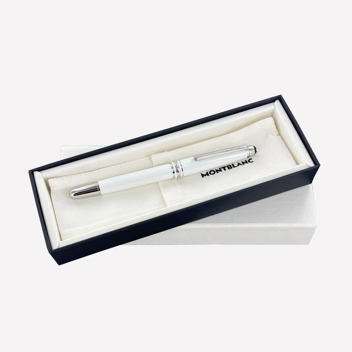 Montblanc Meisterstück 164 Classique White Rollerball Pen - Image 4