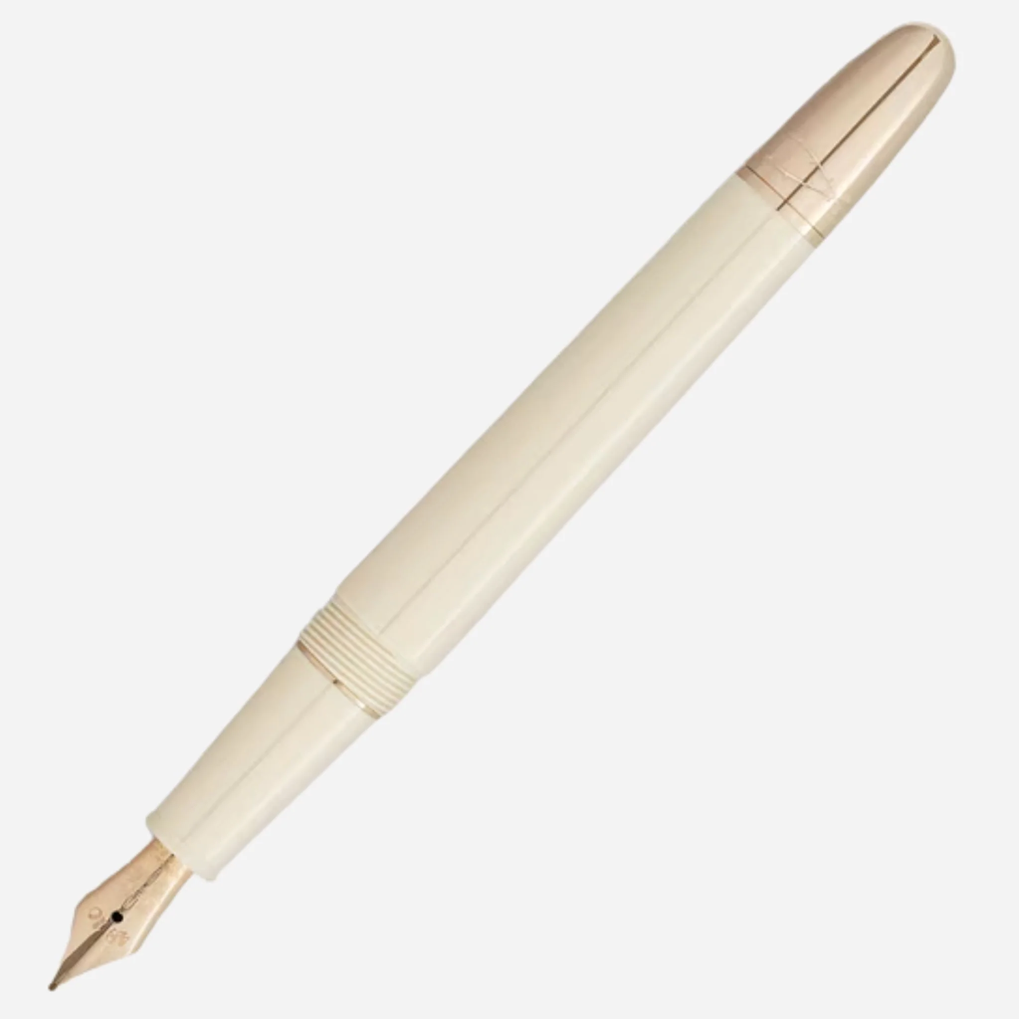Montblanc Meisterstück Doué Classique Ivory Romeo & Juliet Fountain Pen - Image 4