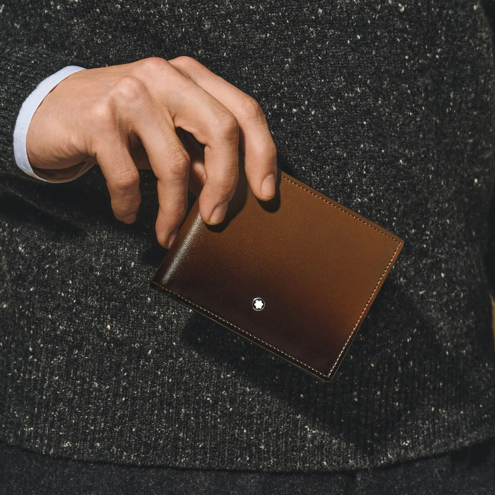 Montblanc Meisterstück Sfumato Brown Leather 6CC Wallet - Image 6