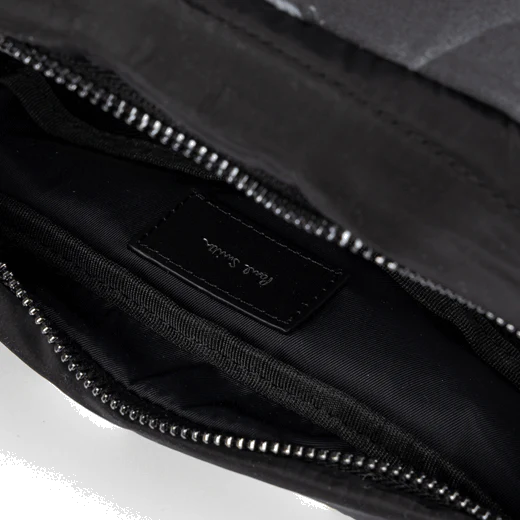 Paul Smith 'Photograph' Wash Bag in Black - Image 6