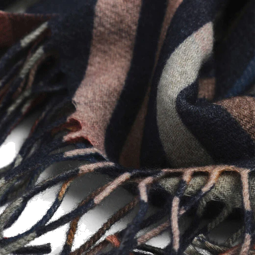 Paul Smith Women's Crazy Swirl Print Wool Scarf - Image 3